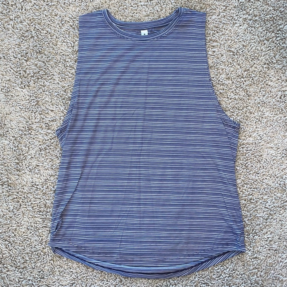 Athleta Cloudlight Muscle Tank Whisper Stripe Medieval Violet Size Medium
